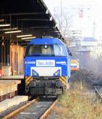 MaK G 2000/243991/die-v206-von-der-rurtalbahn-steht Die V206 von der Rurtalbahn steht an der Laderampe abgestellt in Aachen-West bei  Winterklte am 12.1.2013.