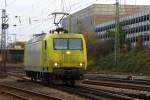 br-145-private-re-481/169399/die-145-cl-031-von-alpha Die 145 CL 031 von Alpha Trains rangiert in Aachen-West bei Wolken.
26.11.2011