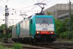 Zwei Cobra 2812 und 2837 kommen als Lokzug aus Richtung Montzen/Belgien und fahren in Aachen-West am 11.5.2012.